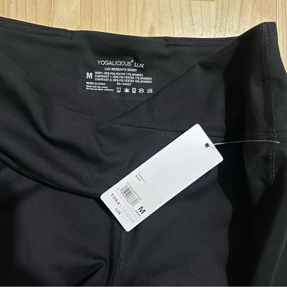 Yogalicious Lux Active Shorts Women Size : XS, S - Picture 4 of 4